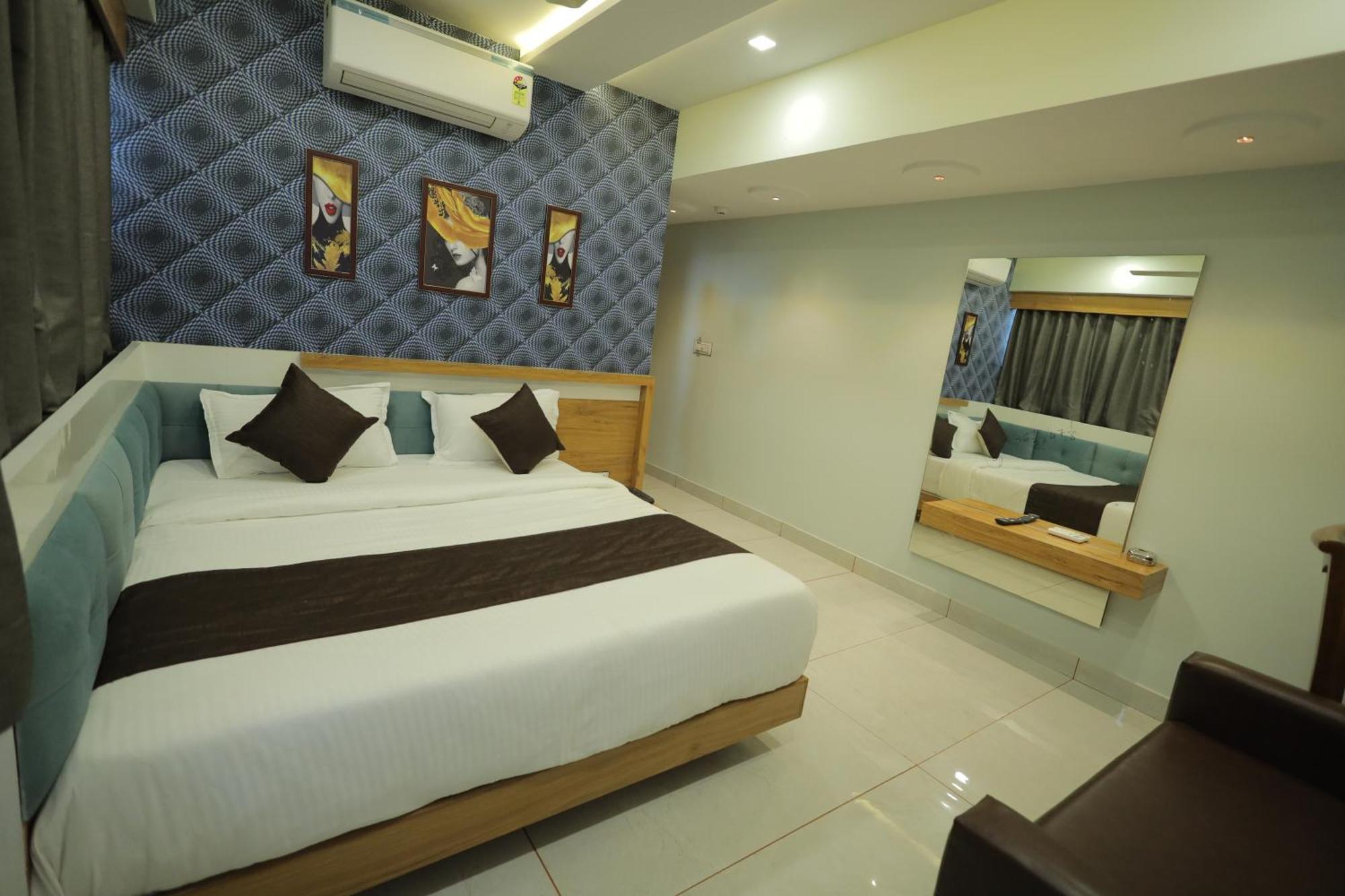 Hotel Rk Fortune Ahmedabad Eksteriør billede
