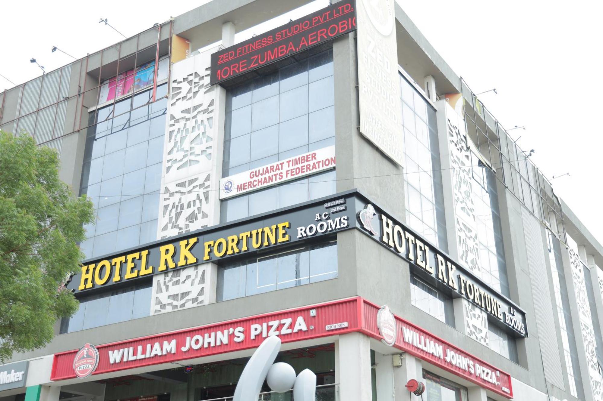 Hotel Rk Fortune Ahmedabad Eksteriør billede