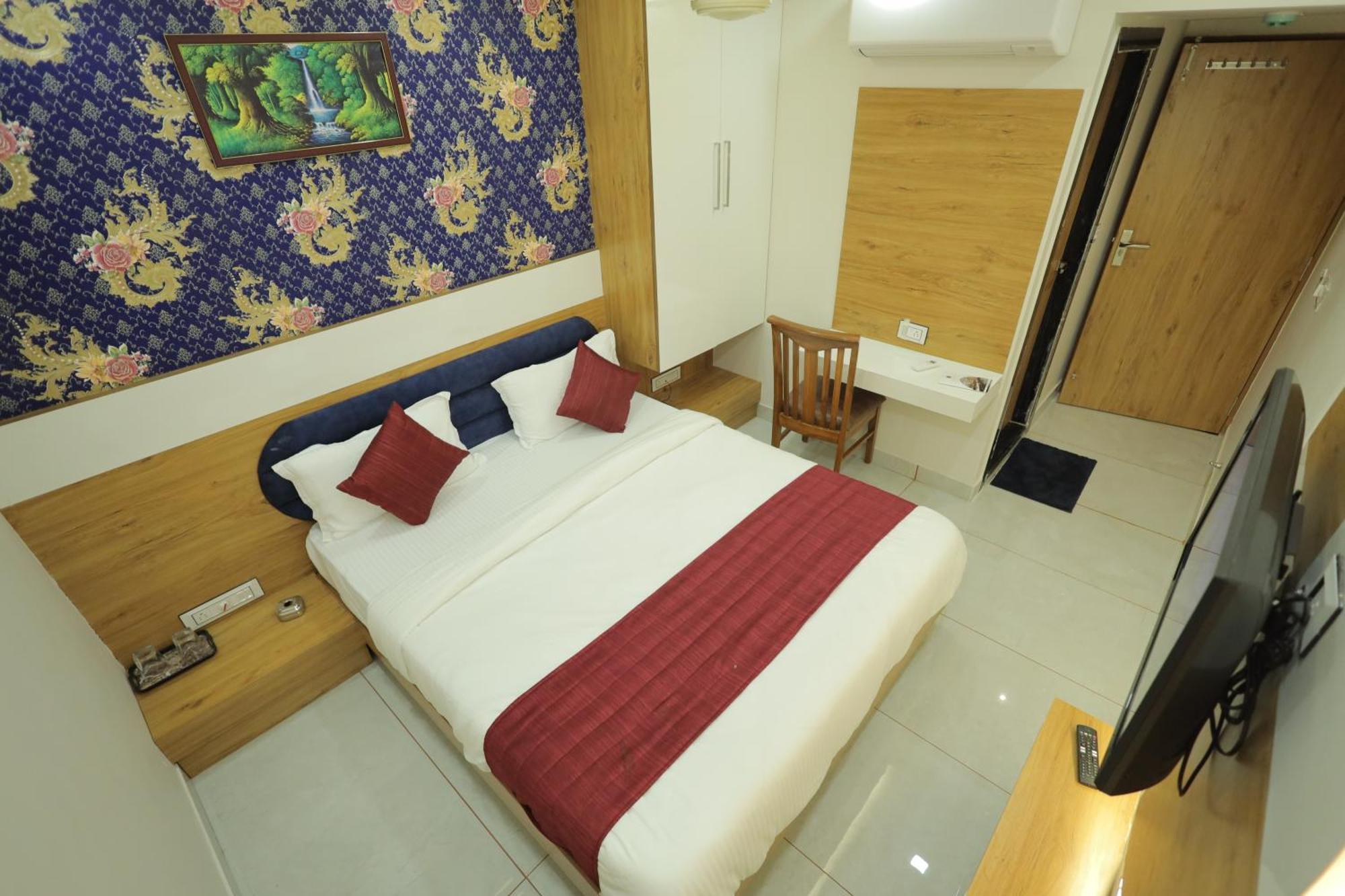 Hotel Rk Fortune Ahmedabad Eksteriør billede