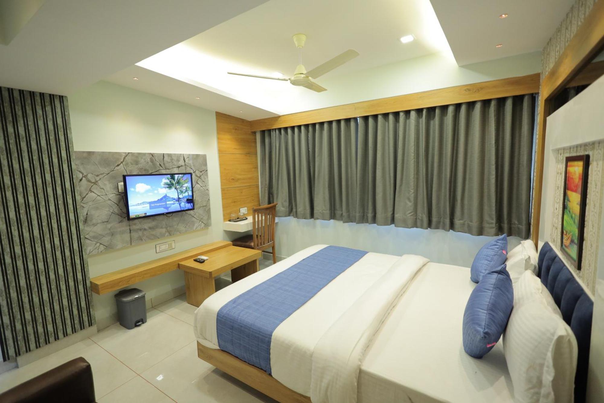 Hotel Rk Fortune Ahmedabad Eksteriør billede