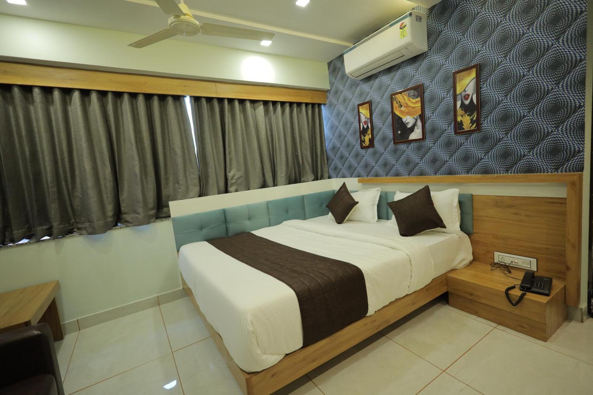 Hotel Rk Fortune Ahmedabad Eksteriør billede